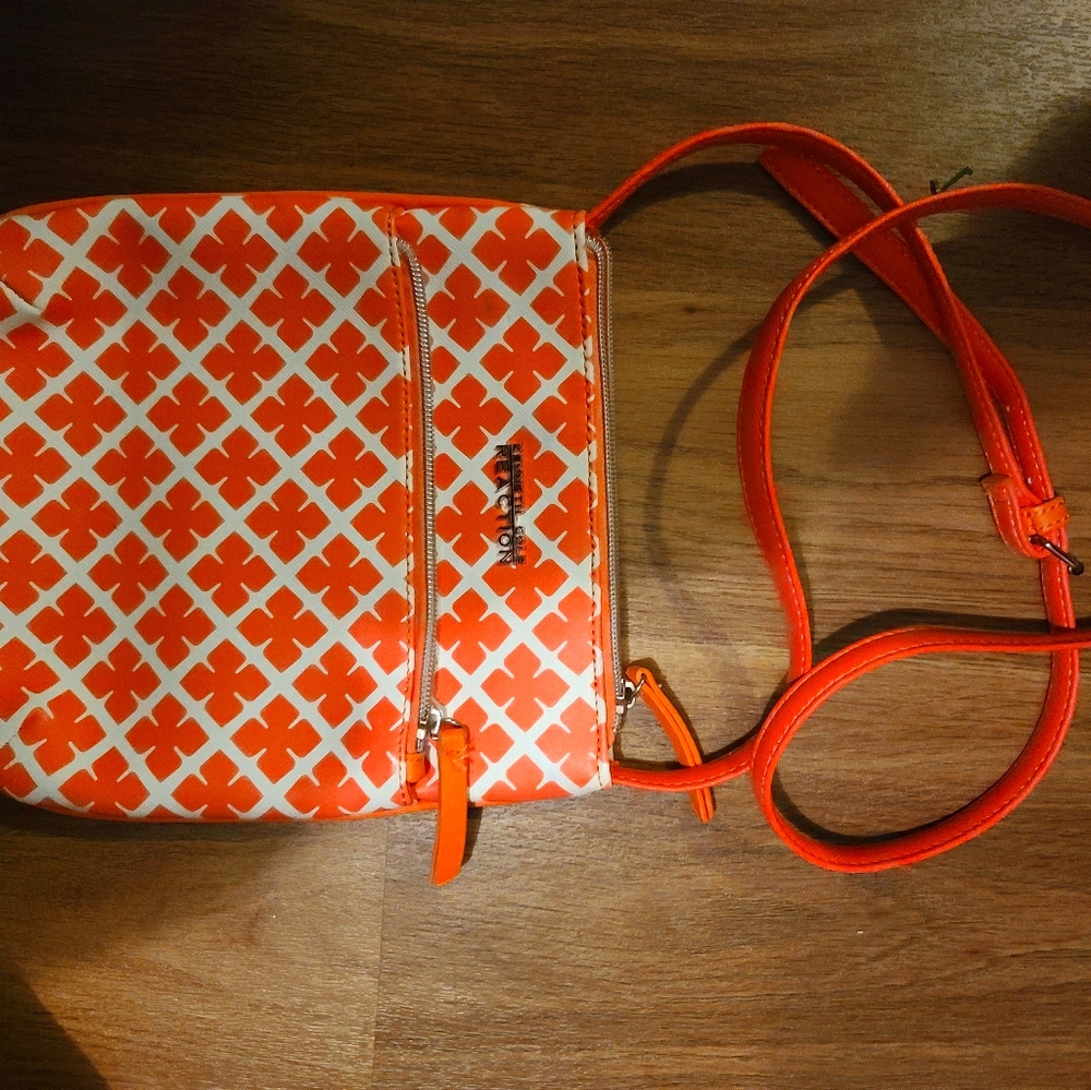 Kenneth Cole Reaction crossbody